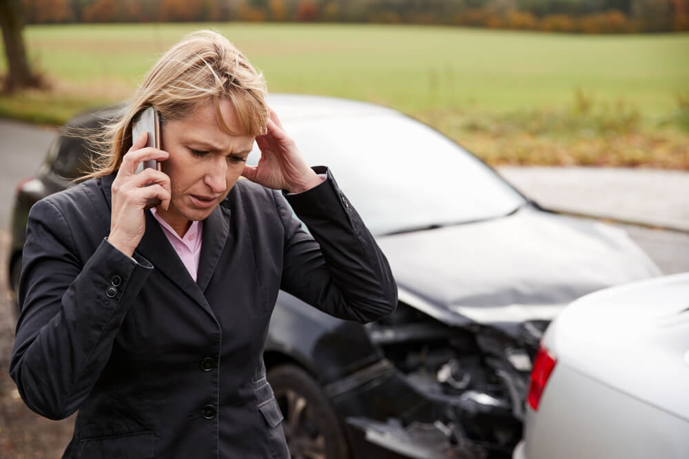 営業車で従業員が事故を起こしたらどうなる？会社として知っておきたい責任の所在などを解説